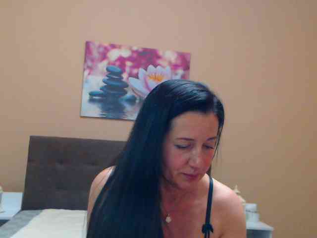 Maya_Banks webcam
