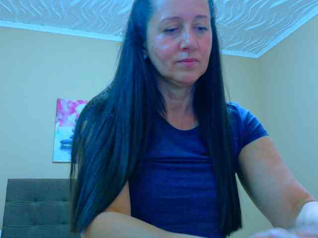Maya_Banks webcam