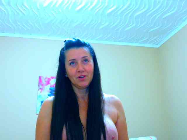 Maya_Banks webcam