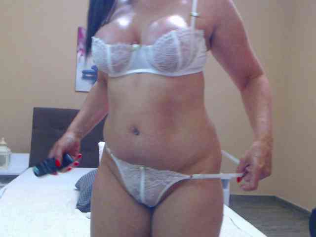 Modelo: Maya_Banks
