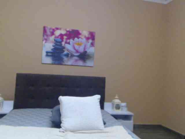 Maya_Banks webcam