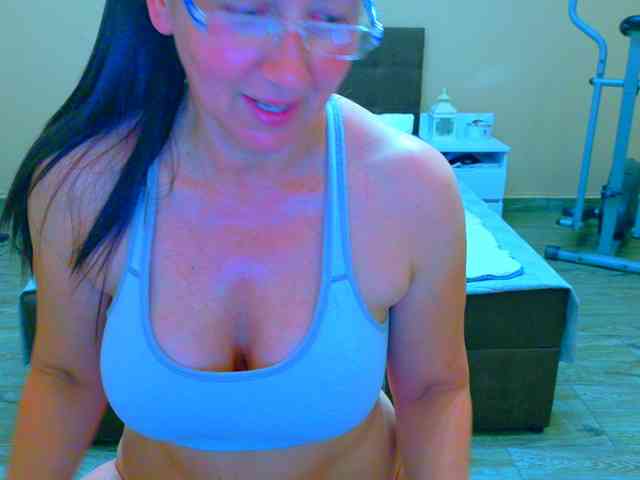Maya_Banks webcam