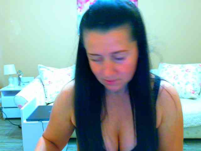 Maya_Banks webcam