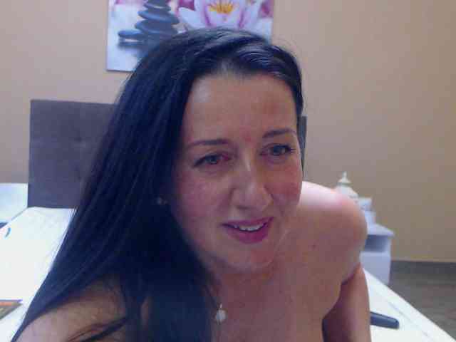 Modelo: Maya_Banks