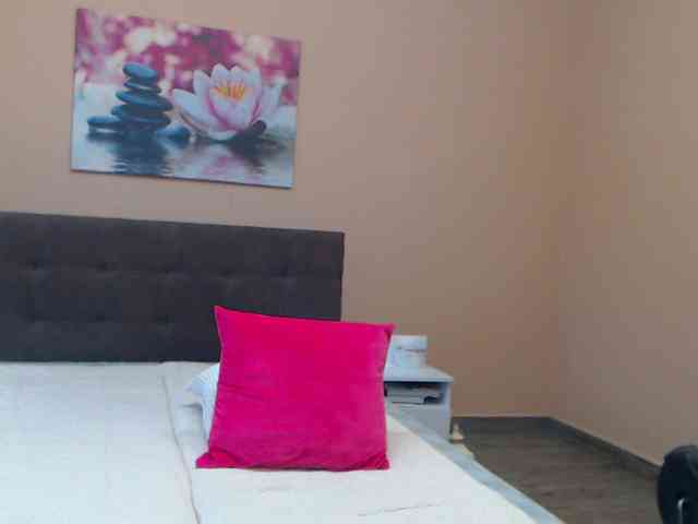Maya_Banks webcam