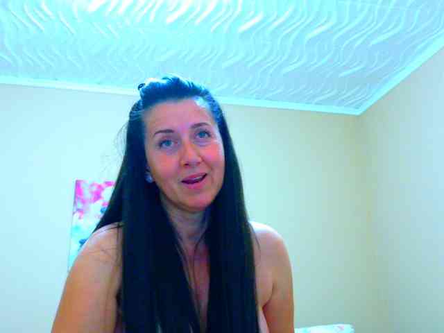 Maya_Banks webcam