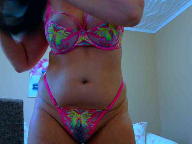 Maya_Banks webcam