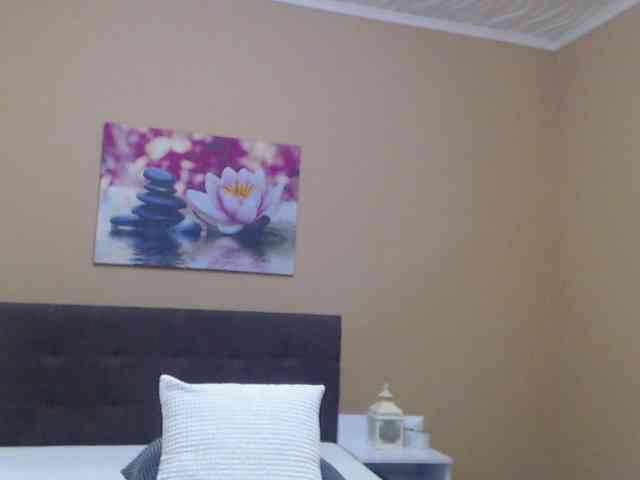 Maya_Banks webcam