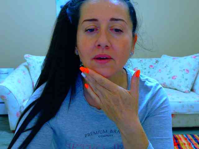 Maya_Banks webcam