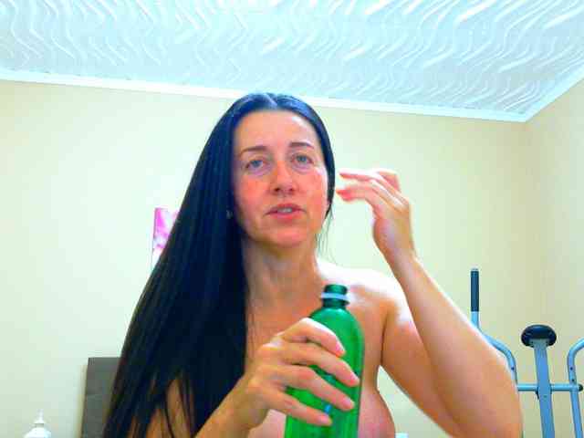 Maya_Banks webcam