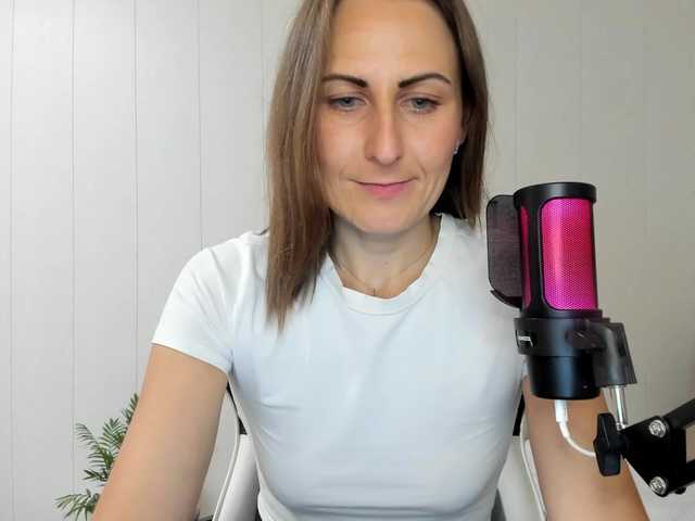 Kiza9 live cam on BongaCams
