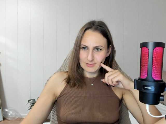 Kiza9 live cam on BongaCams