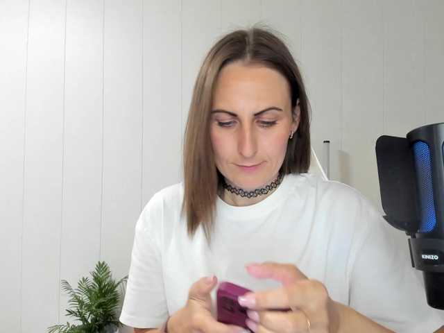Kiza9 live cam on BongaCams