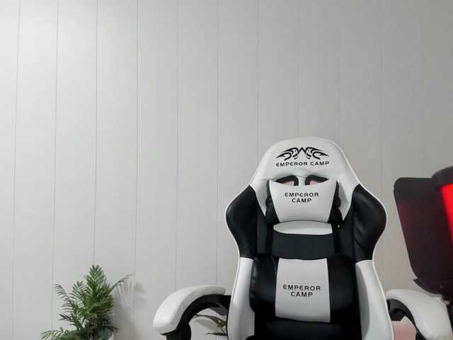Kiza9 live cam on BongaCams