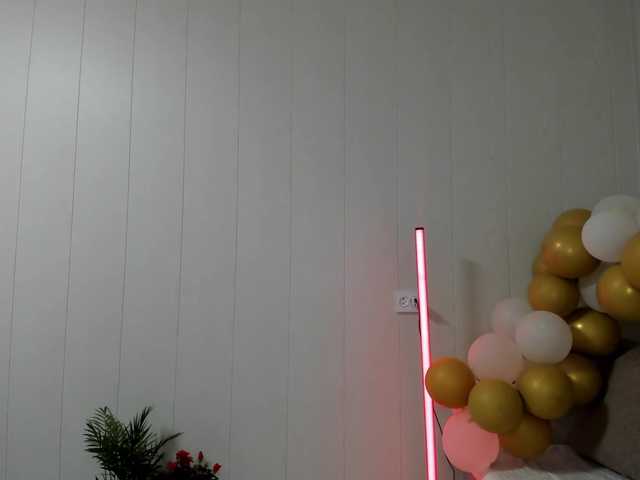 Kiza9's BongaCams show and profile