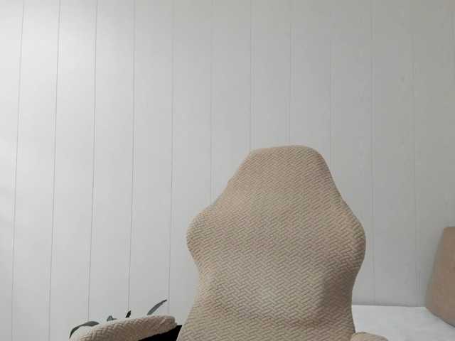 Kiza9 live cam on BongaCams