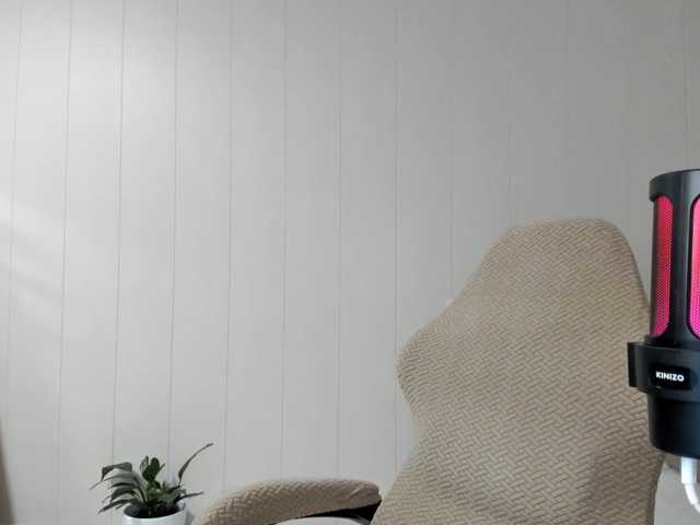 Kiza9 live cam on BongaCams