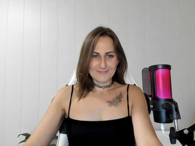 Kiza9 live cam on BongaCams