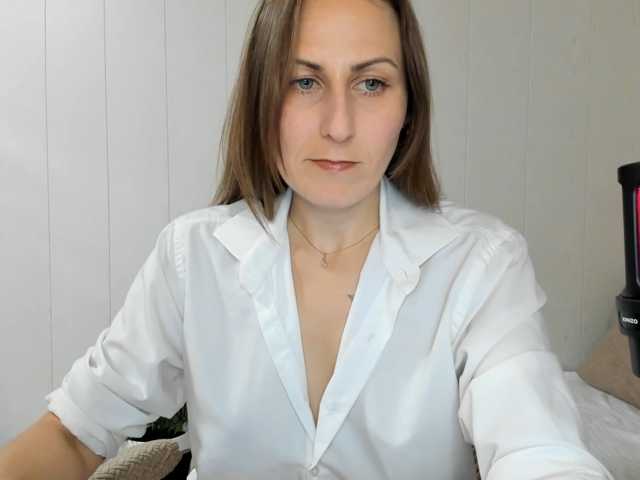 Kiza9 live cam on BongaCams