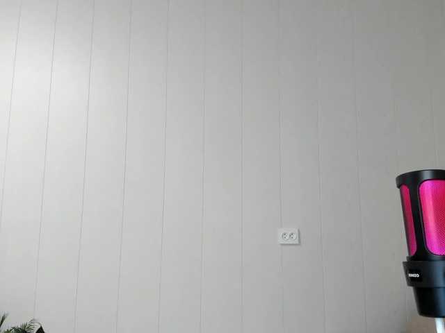 Kiza9 live cam on BongaCams