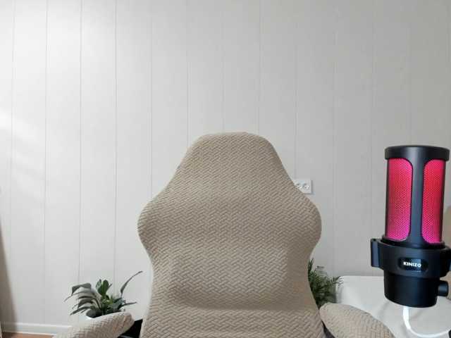 Kiza9 live cam on BongaCams