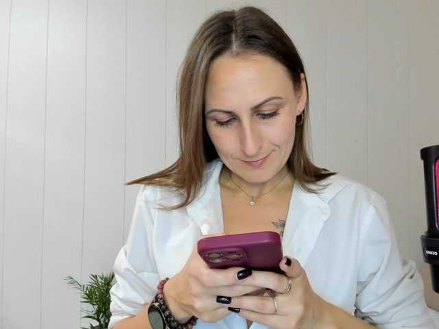 Kiza9 live cam on BongaCams