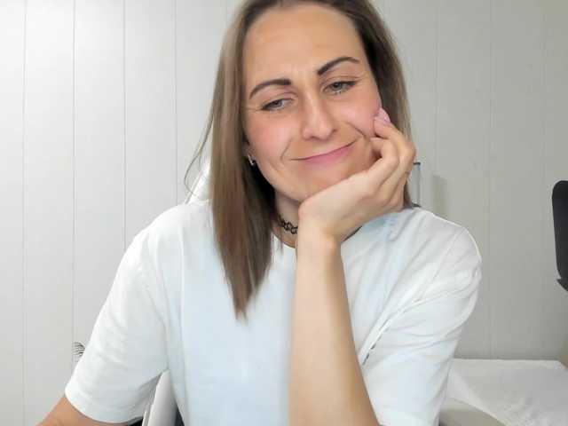 Kiza9 live cam on BongaCams