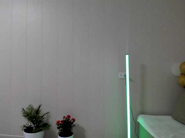 Kiza9's BongaCams show and profile