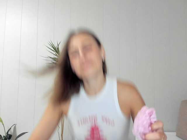 Kiza9 live cam on BongaCams