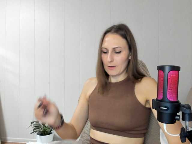 Kiza9 live cam on BongaCams