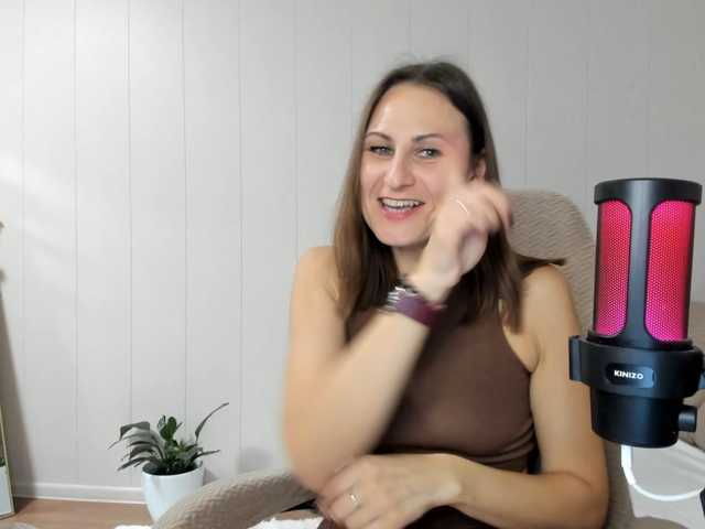 Kiza9 live cam on BongaCams