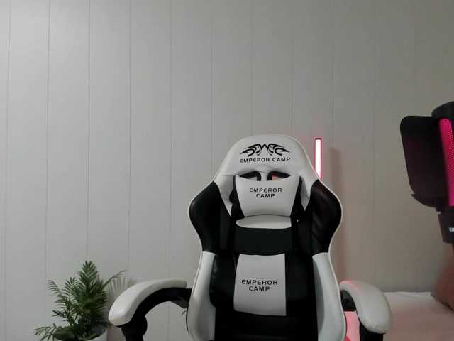 Kiza9 live cam on BongaCams