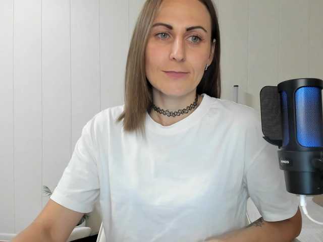Kiza9 live cam on BongaCams