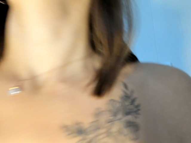 Kiza9 live cam on BongaCams