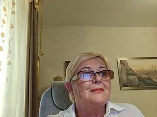 KarinkaSweet Porn Show
