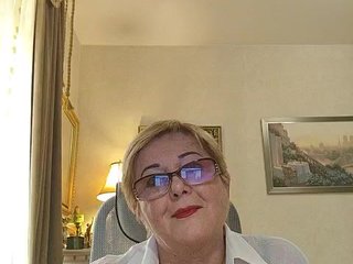 KarinkaSweet Porn Show