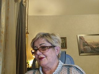 KarinkaSweet Porn Show