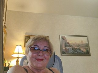 KarinkaSweet Porn Show