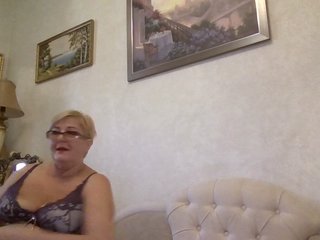 KarinkaSweet Porn Show