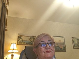 KarinkaSweet Porn Show