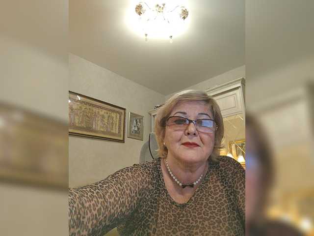 KarinkaSweet live cam