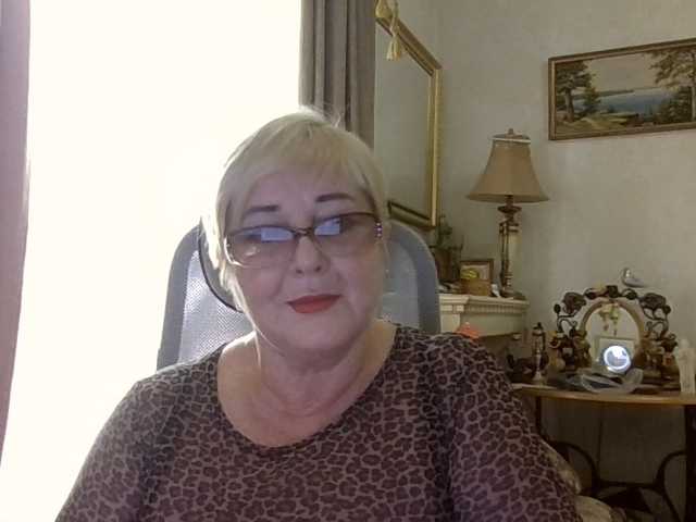 KarinkaSweet live cam preview