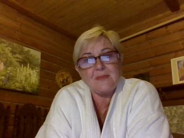 KarinkaSweet live cam on BongaCams