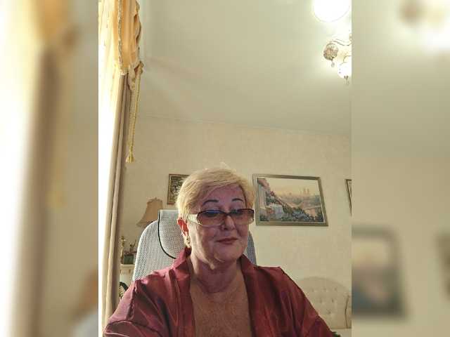 KarinkaSweet live cam on BongaCams