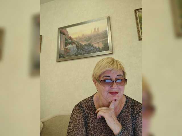 KarinkaSweet live cam