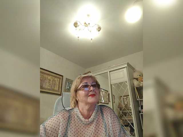 KarinkaSweet live cam