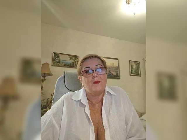 KarinkaSweet webcam