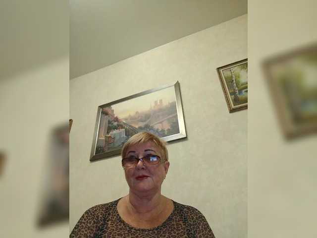 KarinkaSweet live cam