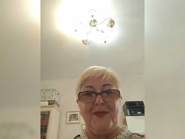 Karinkasweet live cam