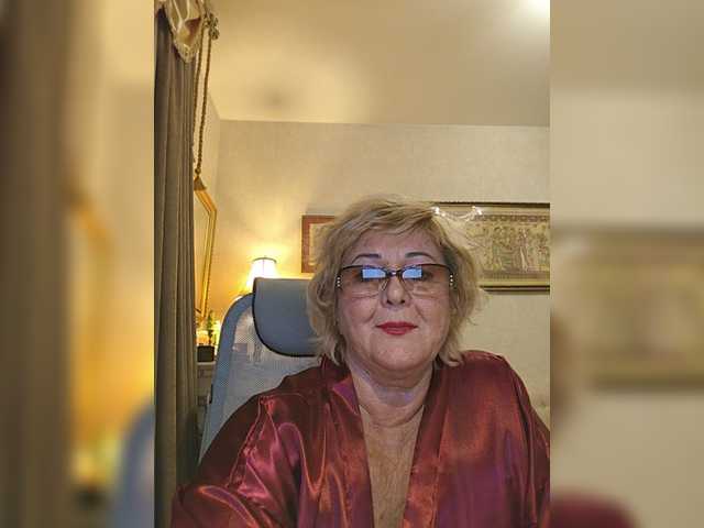 KarinkaSweet webcam